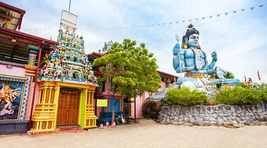 Koneswaram Temple in Trincomalee 