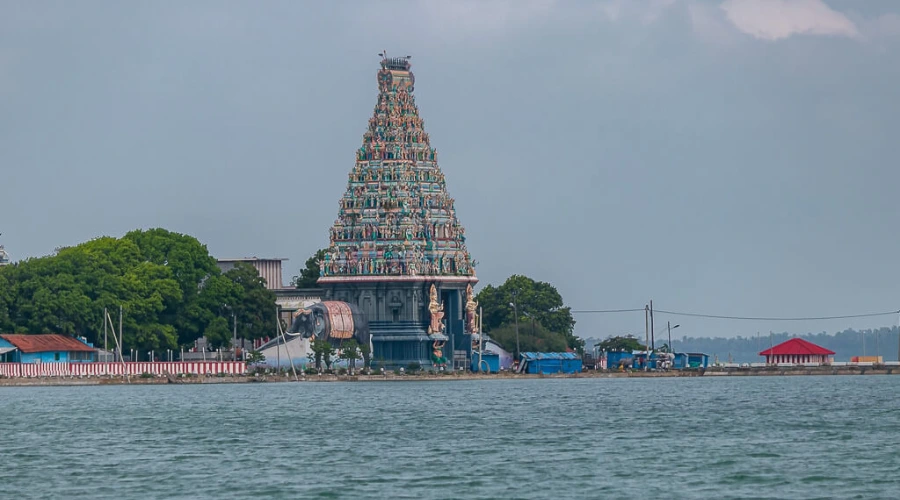 Nagapooshani Amman Temple in Nainativu